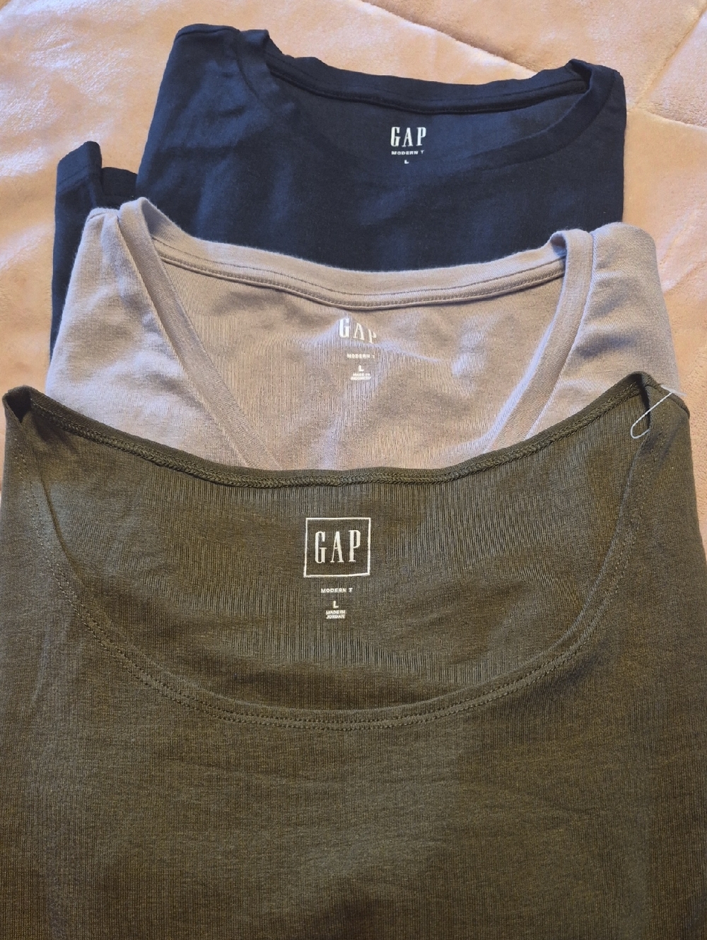 GAP Long Sleeve T Shirt Set - Black, Taupe, Olive Green Is NWT